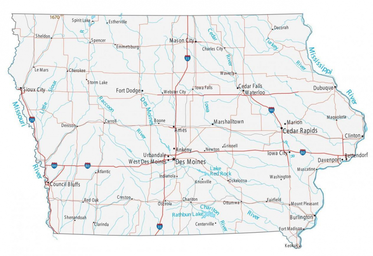 Map of Iowa - Cities and Roads - GIS Geography